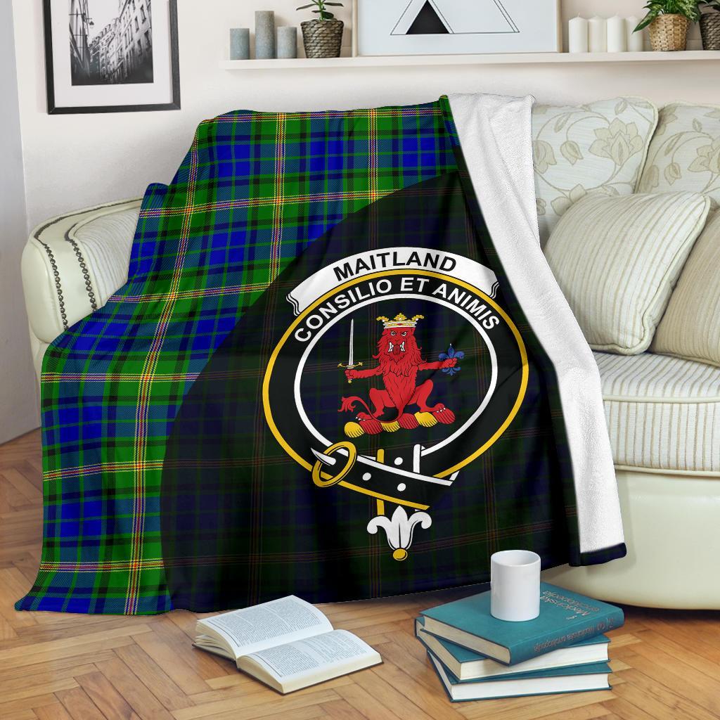 Maitland Tartan Crest Blanket Wave Style