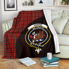 Innes Modern Tartan Crest Blanket Wave Style