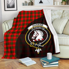 Dunbar Modern Tartan Crest Blanket Wave Style