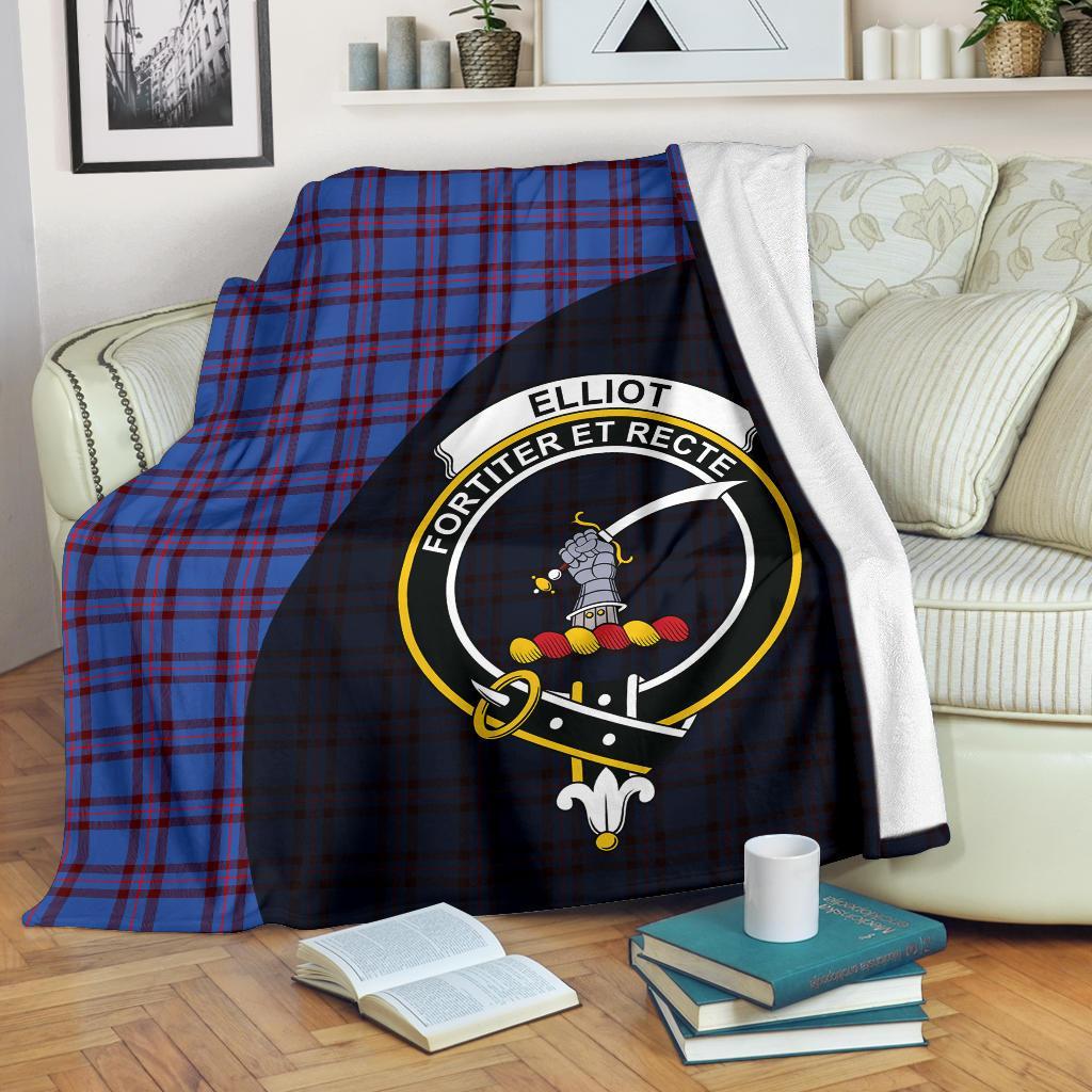 Elliot Modern Tartan Crest Blanket Wave Style