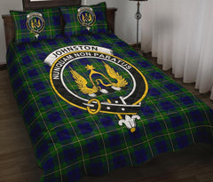 Johnston Modern Tartan Crest Quilt Bed Set