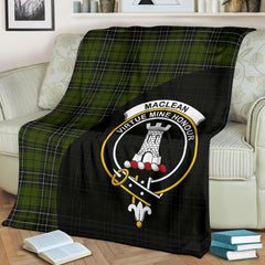 MacLean Hunting Tartan Crest Blanket Wave Style