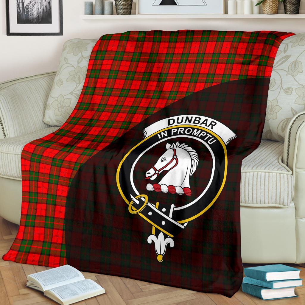 Dunbar Modern Tartan Crest Blanket Wave Style