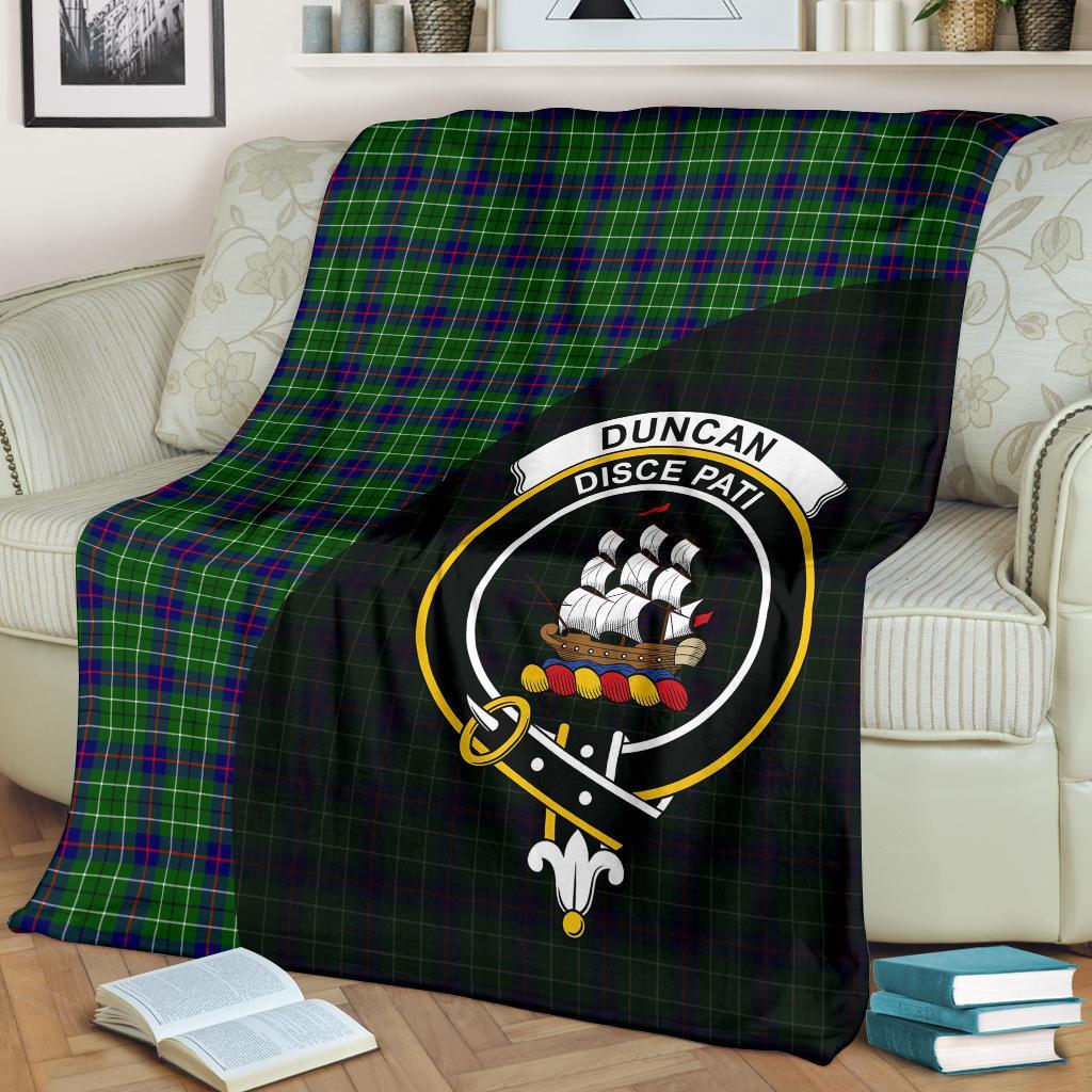 Duncan Modern Tartan Crest Blanket Wave Style