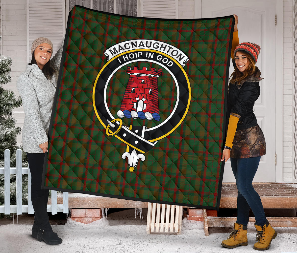 Macnaughton Hunting Tartan Crest Quilt - SP