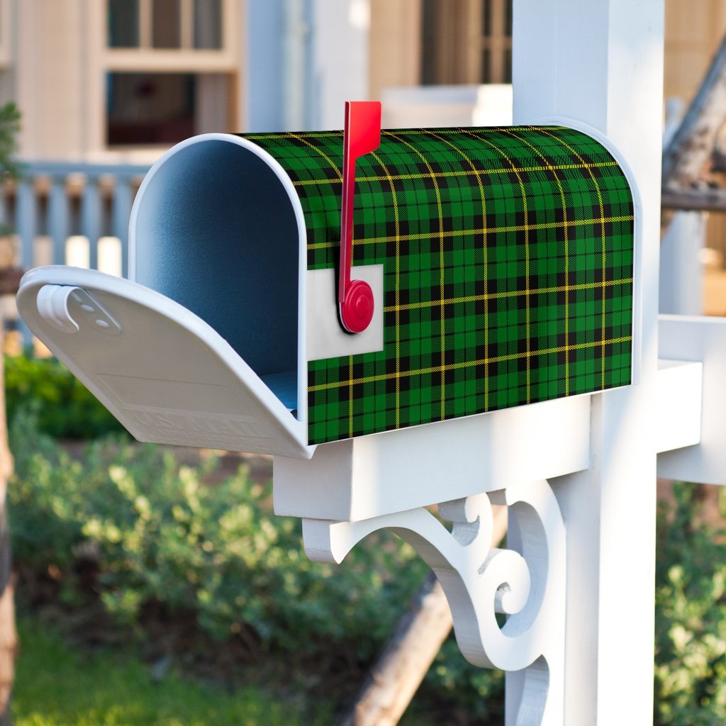 Wallace Hunting Green Tartan Mailbox