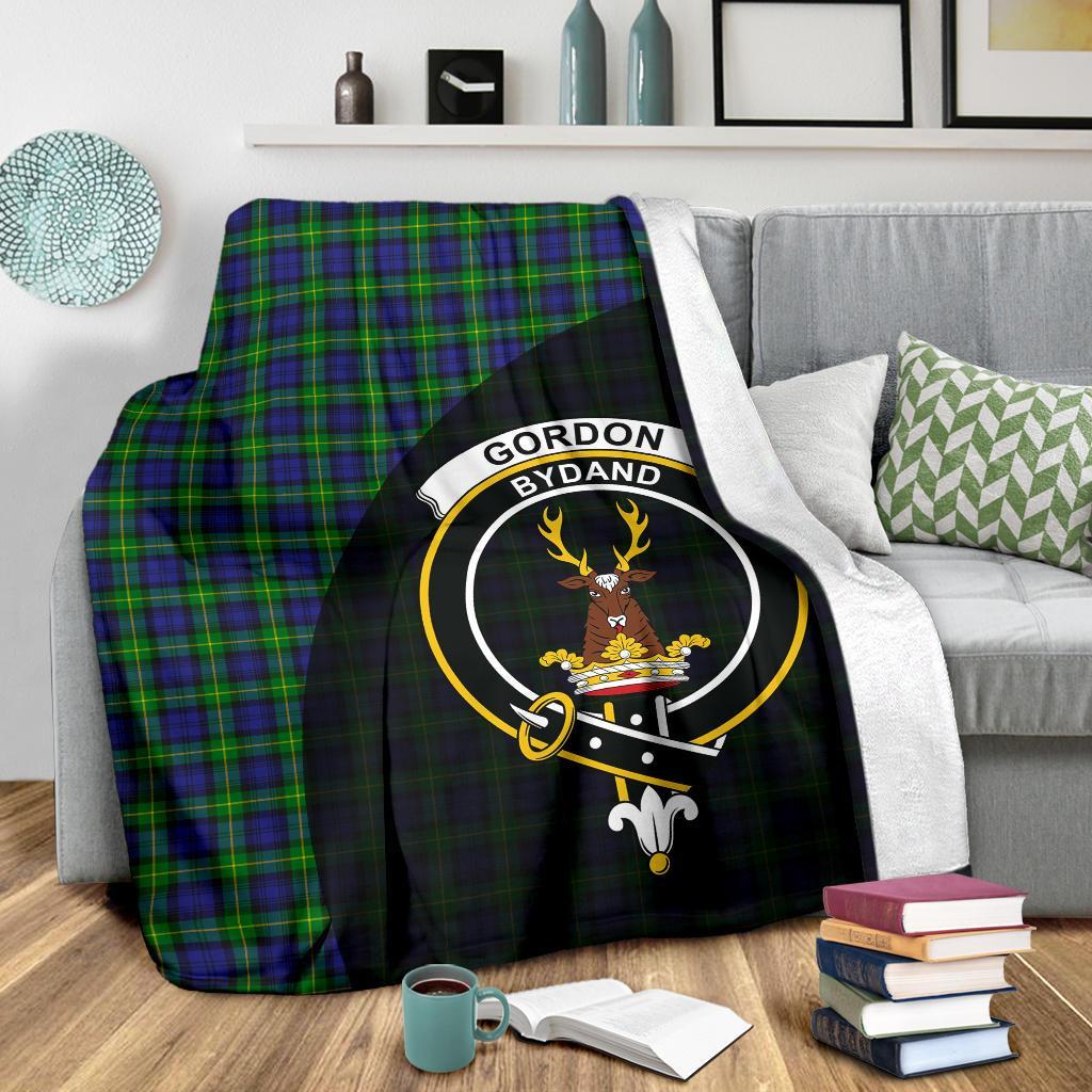 Gordon Modern Tartan Crest Blanket Wave Style