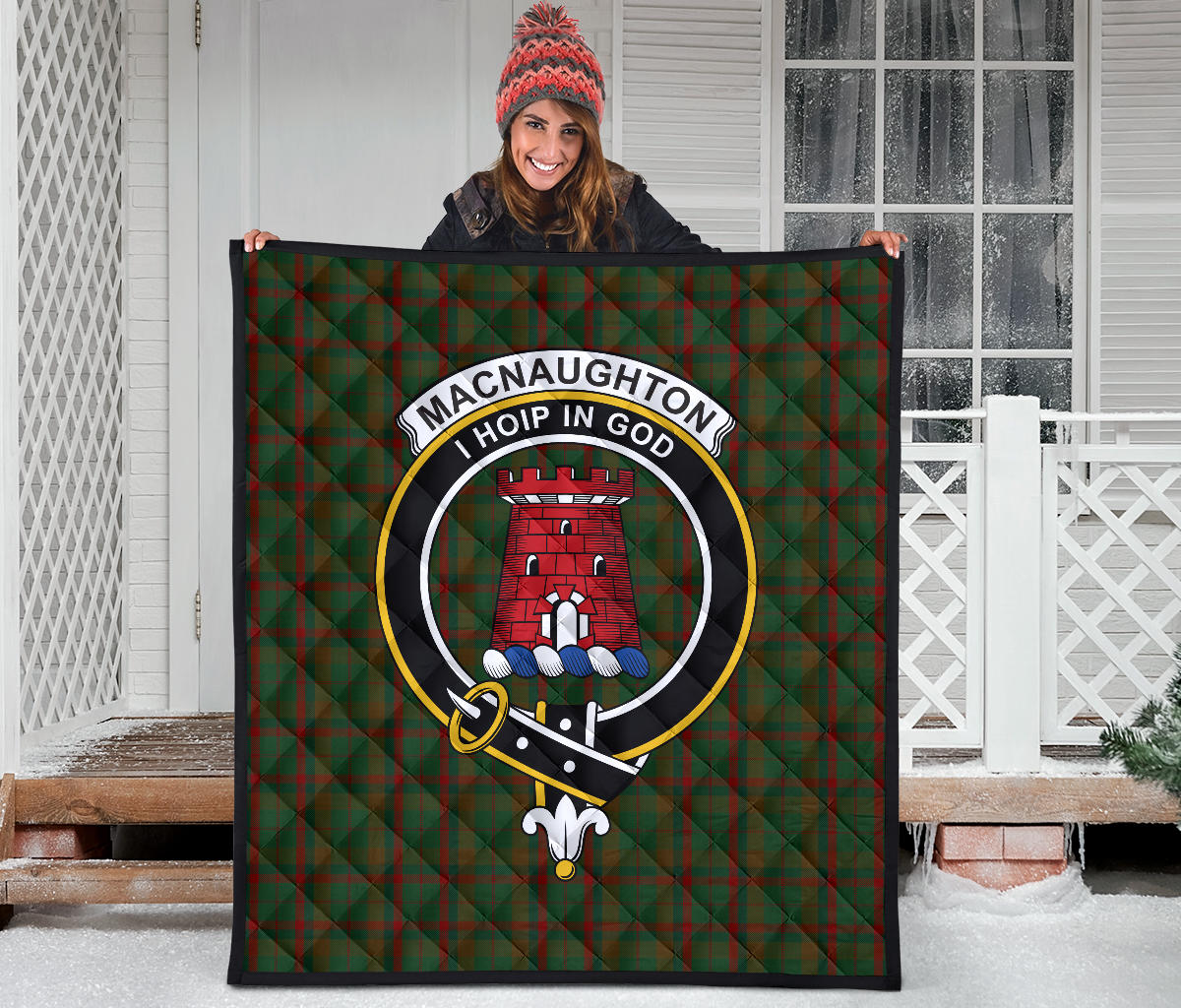 Macnaughton Hunting Tartan Crest Quilt - SP