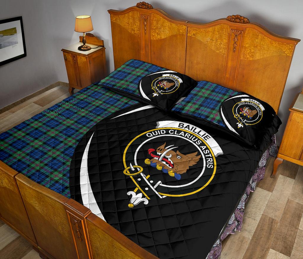 Baillie Ancient Tartan Crest Circle Style Quilt Bed Set