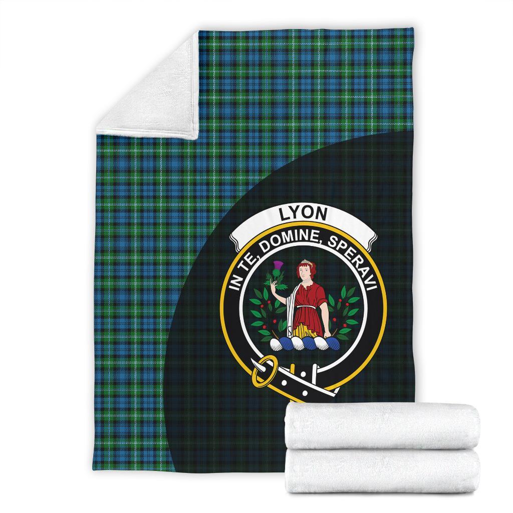 Lyon Tartan Crest Blanket Wave Style