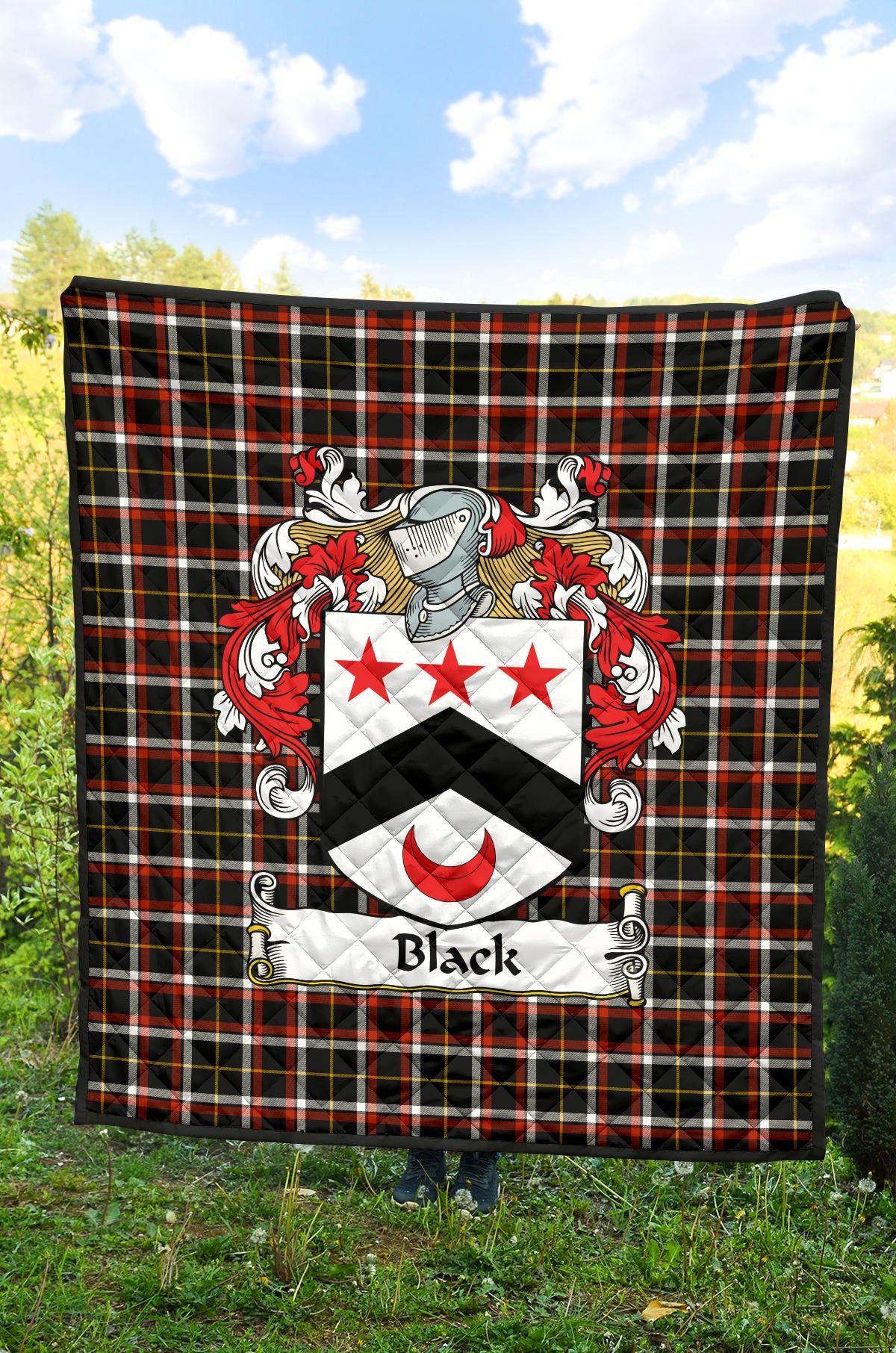 Black Tartan Crest Quilt - SP