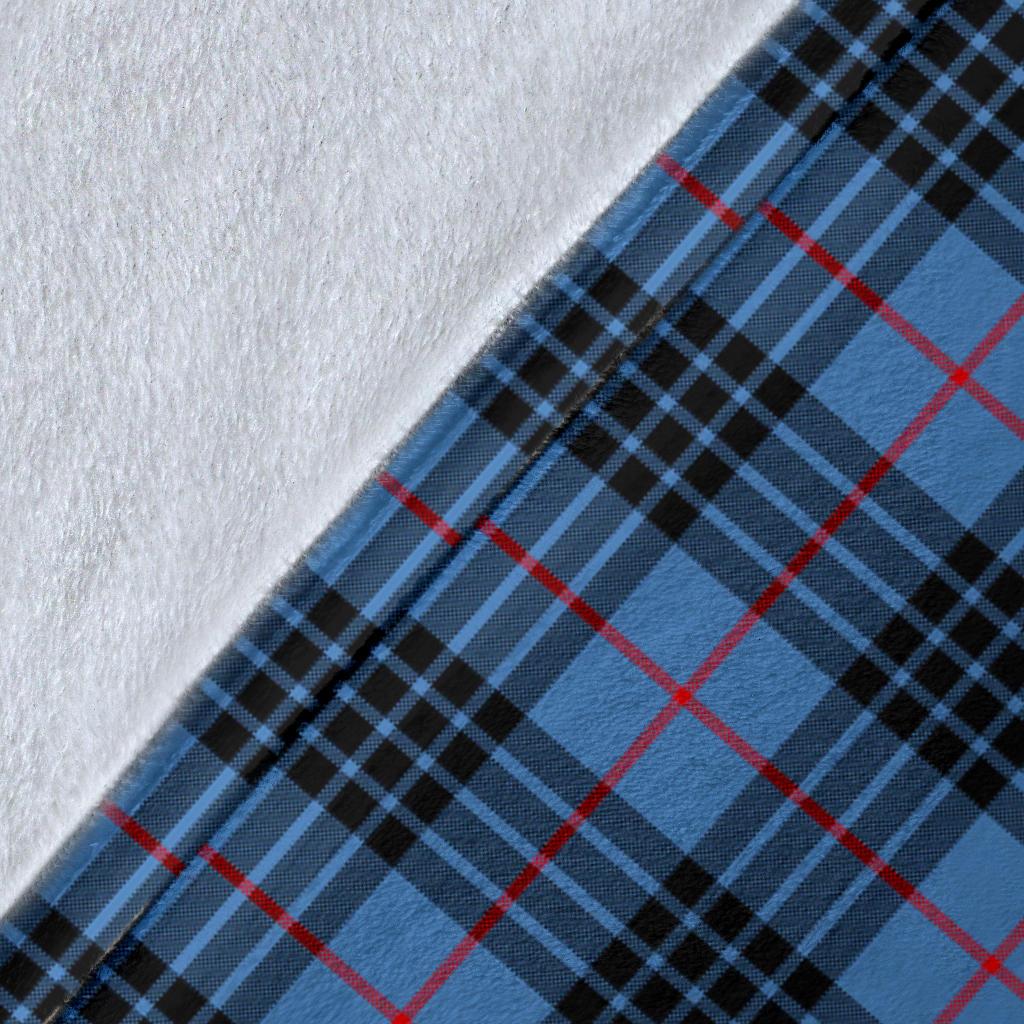 MacKay Blue Tartan Crest Blanket Wave Style