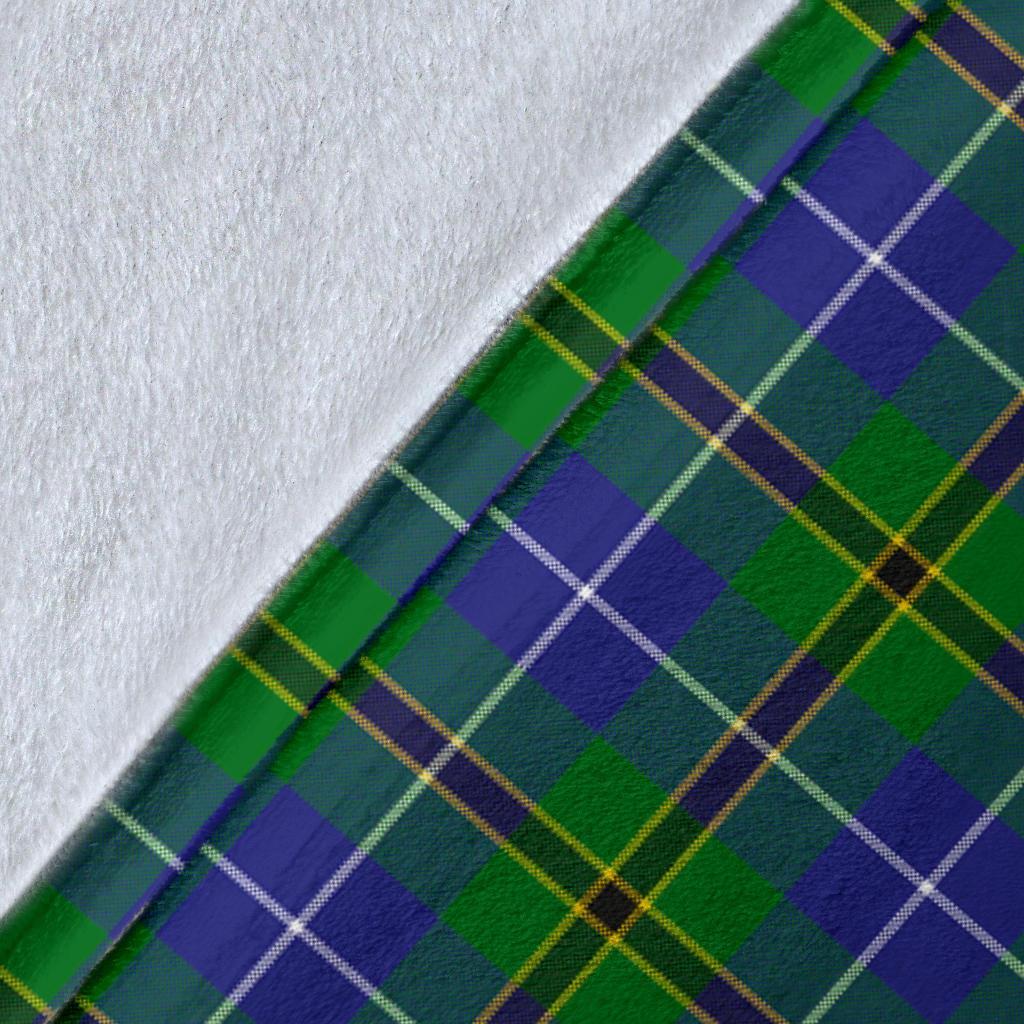 Turnbull Hunting Tartan Crest Blanket Wave Style