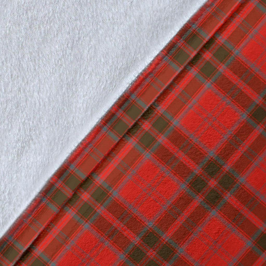 Grant Weathered Tartan Crest Blanket Wave Style