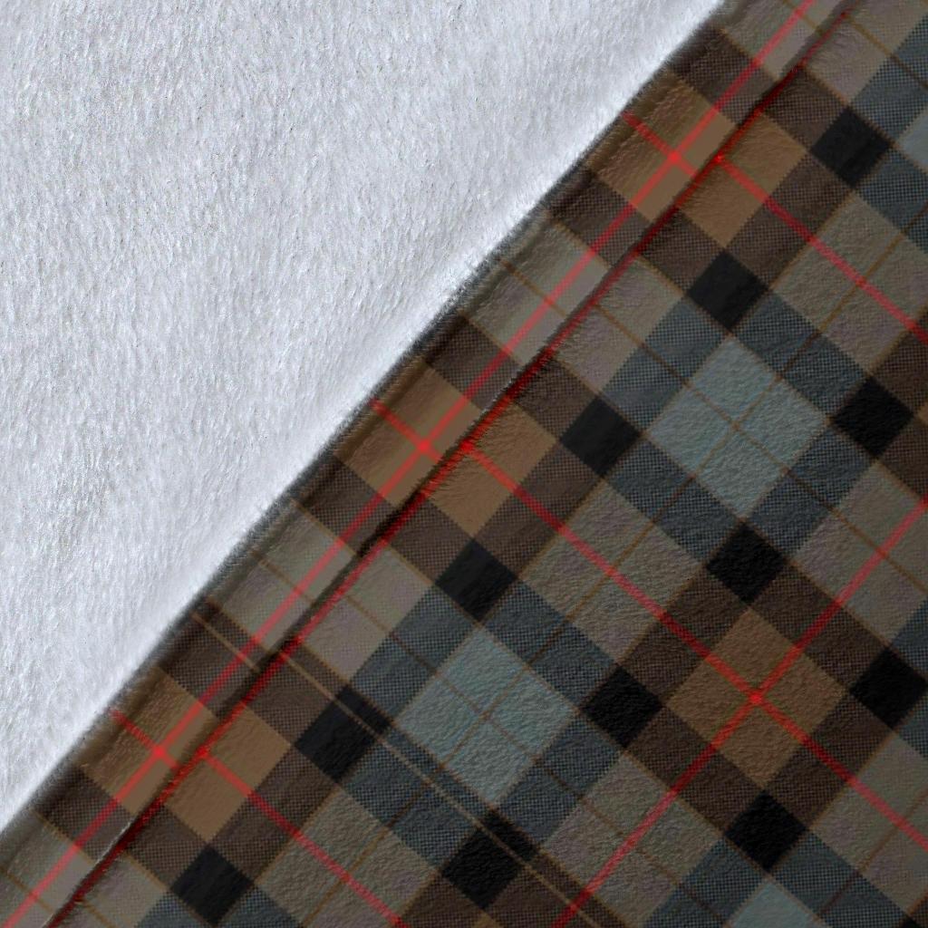 Gunn Weathered Tartan Crest Blanket Wave Style