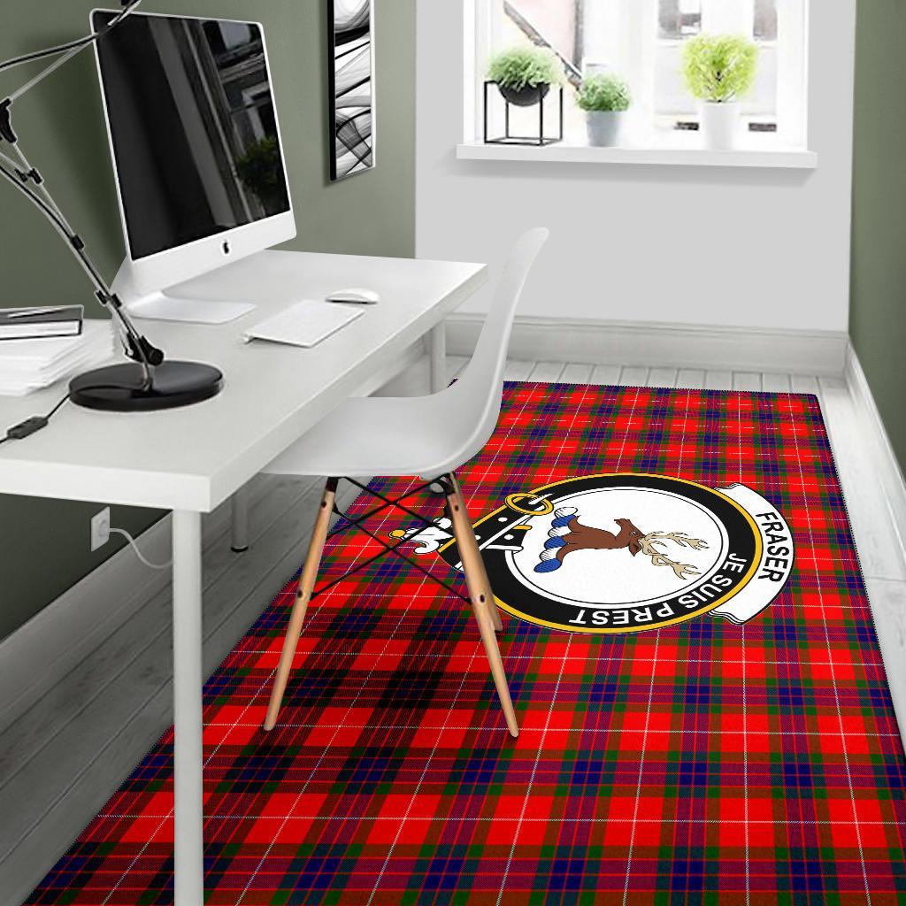 Fraser (Of Lovat) Tartan Crest Area Rug