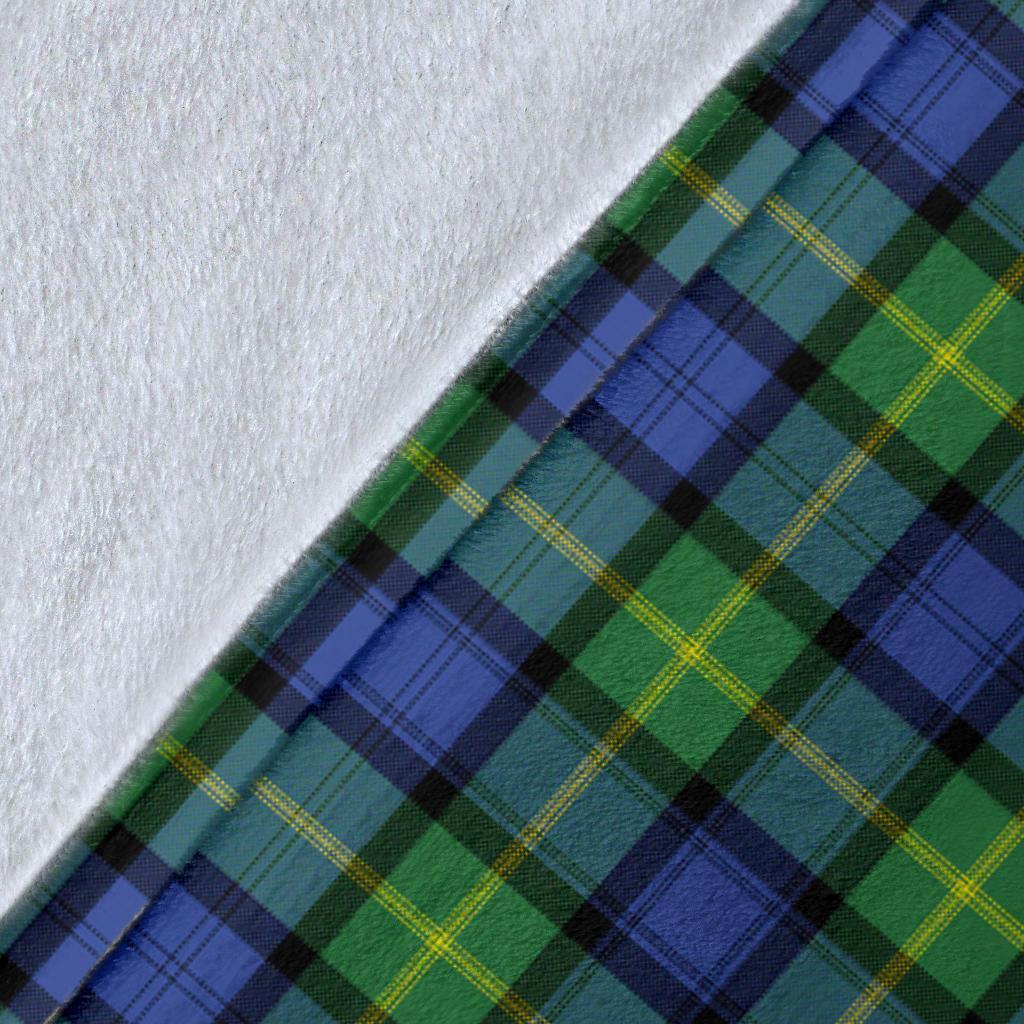 Gordon Old Ancient Tartan Crest Blanket Wave Style