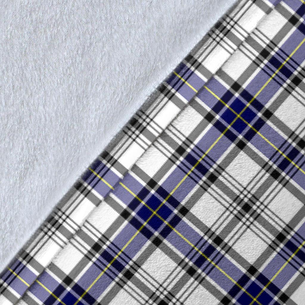 Hannay Modern Tartan Crest Blanket Wave Style