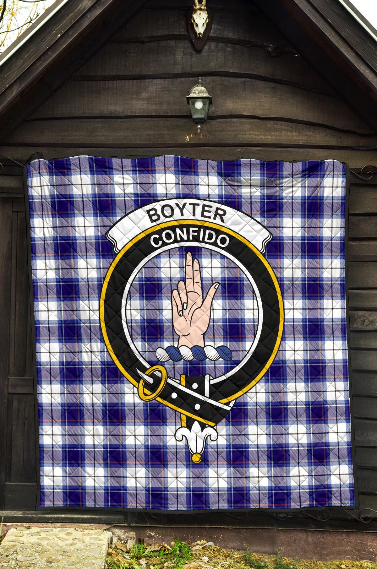 Boyter Tartan Crest Quilt - SP