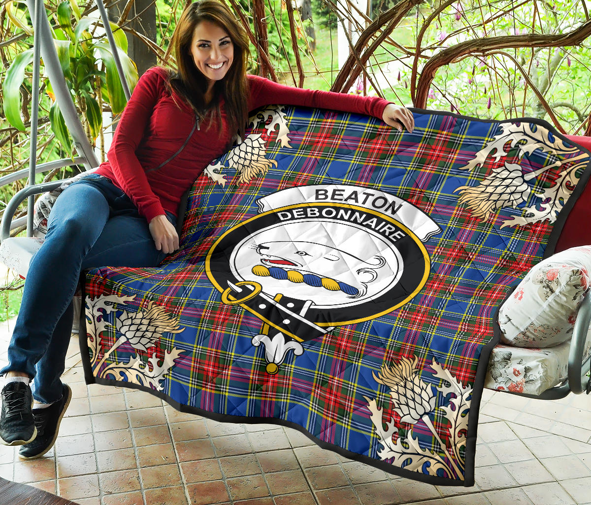 Beaton Tartan Crest Premium Quilt - Gold Thistle Style SP