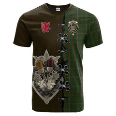 MacKinnon Hunting Tartan T-shirt - Lion Rampant And Celtic Thistle Style